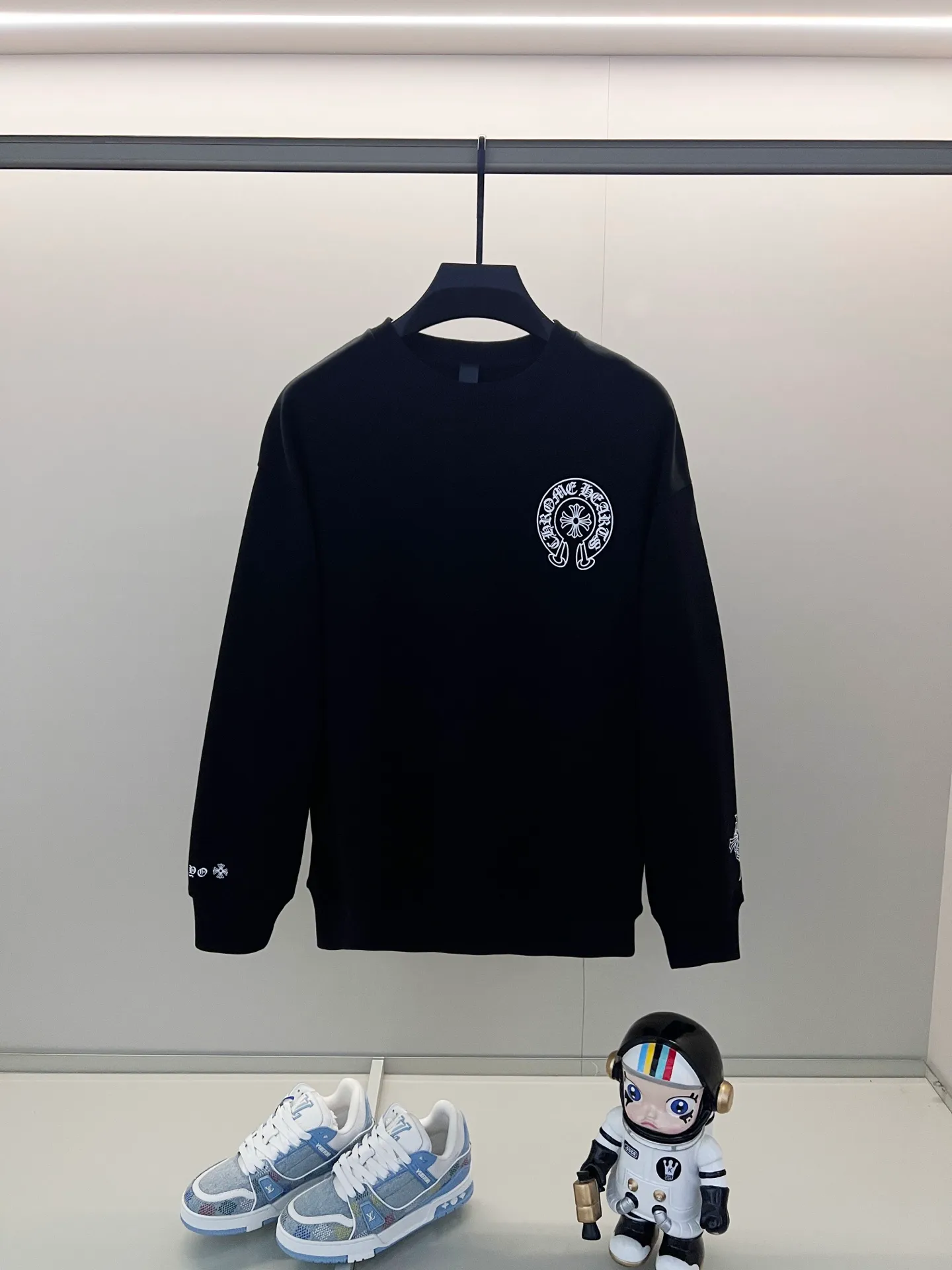 🅿️250 chrome hearts/Chrome Hearts 420g pure cotton round neck sweatshirt Front and back logo cross Sanskrit letter LOGO foam printing process Official synchronization 1:1 original mold opening Fashion personality Versatile trend Pure original quality Original washed fabric Hang tag Collar label Washed wheat Complete three labels Color: Black. White. Size: XS-L